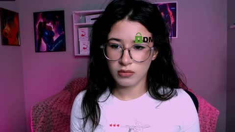 Snapshot of justcamila_ chatting on October 14, 9:54 am justcamila online show from October 14, 9:54 am