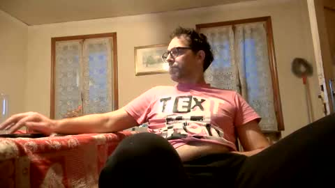 Snapshot of justforsmoke chatting on June 7, 7:28 pm justforsmoke online show from June 7, 7:28 pm