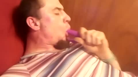 justforyoummm online show from March 10, 11:42 am