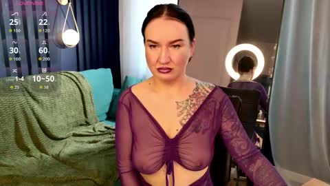 Miss Grace online show from June 5, 7:47 am