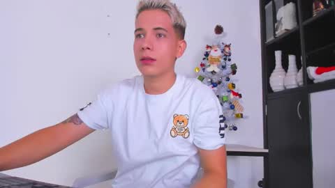 justin_biker online show from December 5, 2:14 pm