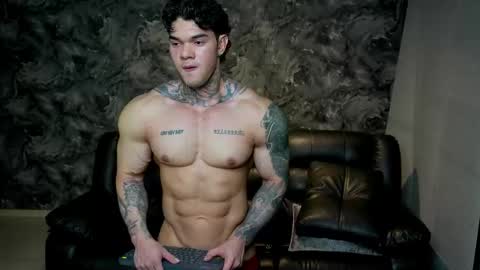 justin clark1 online show from March 4, 4:18 am