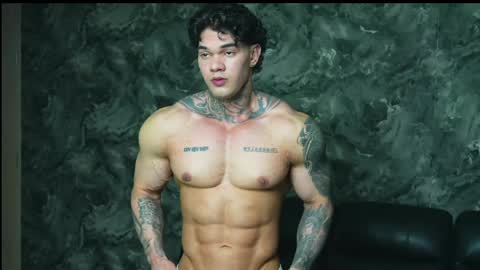 justin clark1 online show from May 30, 4:42 am