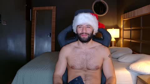 Justin online show from December 8, 10:08 am