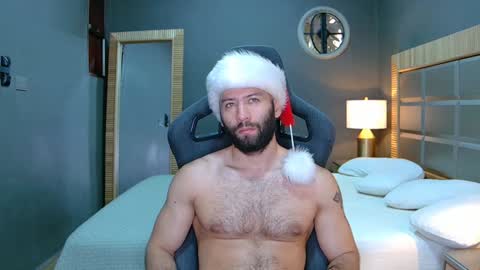 Justin online show from December 18, 1:02 pm