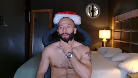 Justin online show from December 29, 7:22 pm