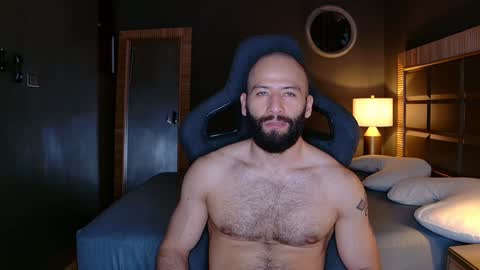 Justin online show from January 5, 11:01 pm