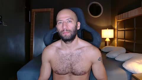 Justin online show from February 26, 10:26 am