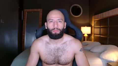 Justin online show from October 16, 9:32 am