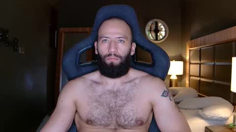 Justin online show from November 8, 1:22 pm