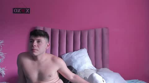 JUSTIN Y JAZMIN online show from January 9, 7:50 pm