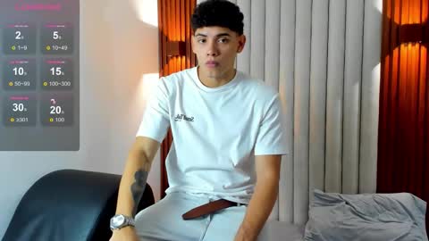 Justin online show from November 7, 11:54 am