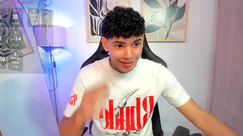 Snapshot of justin_payn14 chatting on June 6, 11:59 am justin_payn14 online show from June 6, 11:59 am
