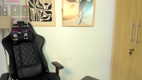 Snapshot of justin_payn14 chatting on June 19, 12:20 pm justin_payn14 online show from June 19, 12:20 pm