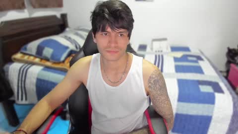 Snapshot of justin_stark1 chatting on December 13, 1:04 am Diego online show from December 13, 1:04 am