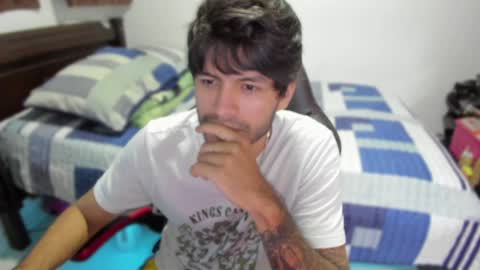 Snapshot of justin_stark1 chatting on January 8, 11:30 pm Diego online show from January 8, 11:30 pm