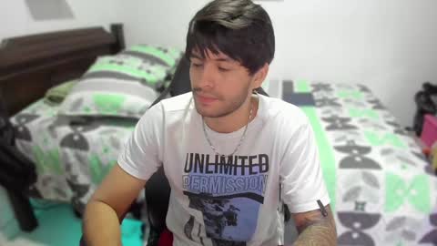 Snapshot of justin_stark1 chatting on January 23, 1:08 am Diego online show from January 23, 1:08 am