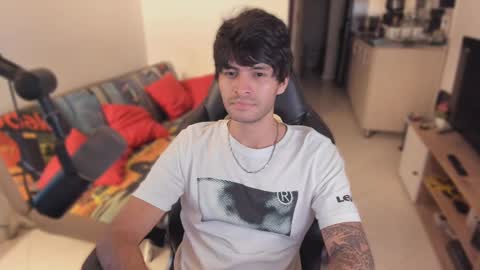 Snapshot of justin_stark1 chatting on September 18, 11:40 pm Diego online show from September 18, 11:40 pm