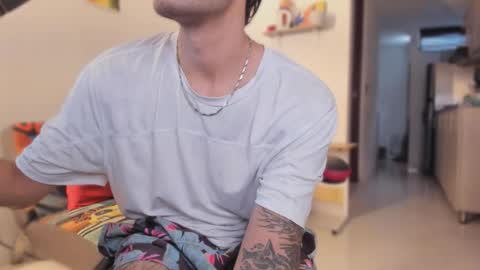 Snapshot of justin_stark1 chatting on September 22, 9:39 pm Diego online show from September 22, 9:39 pm