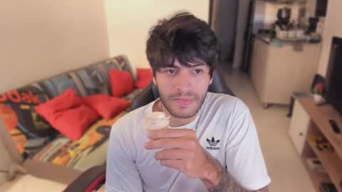 Snapshot of justin_stark1 chatting on October 23, 10:08 pm Diego online show from October 23, 10:08 pm