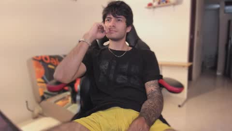 Snapshot of justin_stark1 chatting on October 29, 10:22 pm Diego online show from October 29, 10:22 pm