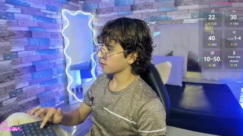  justin  online show from April 21, 11:38 am