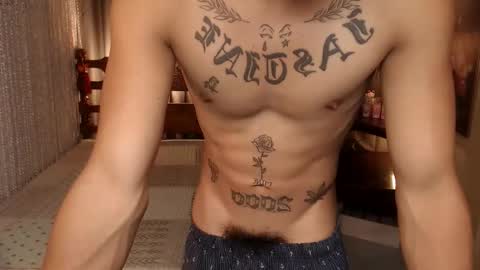 Snapshot of justine_hunk chatting on October 28, 5:04 pm justine_hunk online show from October 28, 5:04 pm