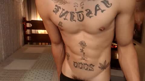 Snapshot of justine_hunk chatting on January 5, 5:27 pm justine_hunk online show from January 5, 5:27 pm