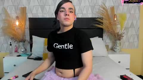 Justine online show from March 19, 5:44 am