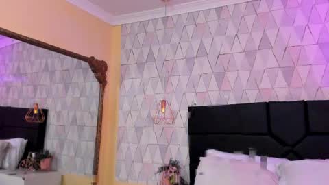 Justine online show from April 20, 4:04 am