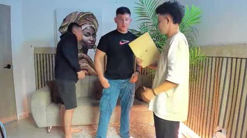 justingtime21 online show from November 18, 5:23 am