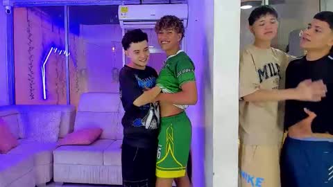 justingtime21 online show from January 14, 5:46 am