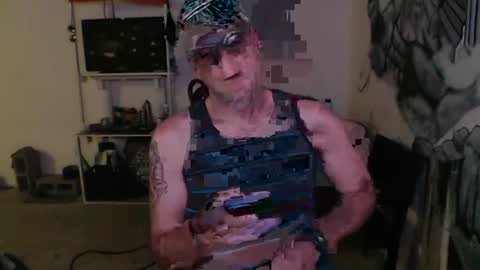 justinmoore1987 online show from December 6, 5:53 am