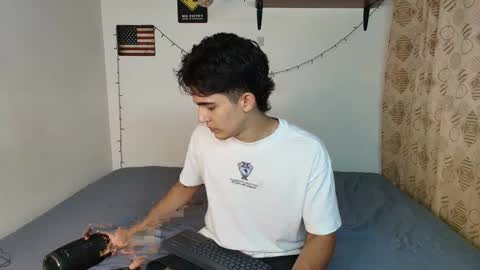 justinsinner1 online show from February 7, 10:09 pm