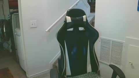 justintym69 online show from October 8, 8:17 pm