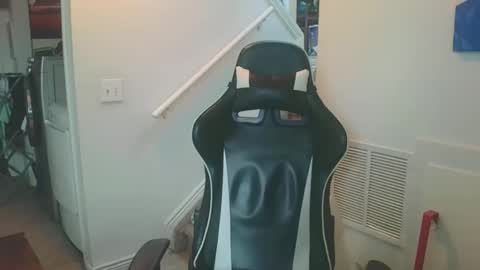 justintym69 online show from April 10, 9:52 pm