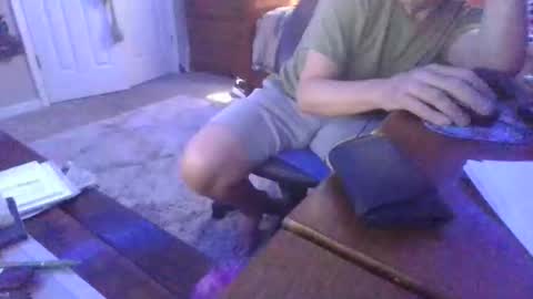 justintyme911128278 online show from April 5, 7:33 pm