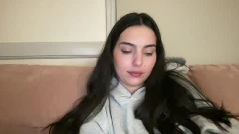 Snapshot of justjessiedirtygirl chatting on December 31, 5:44 am Jess online show from December 31, 5:44 am