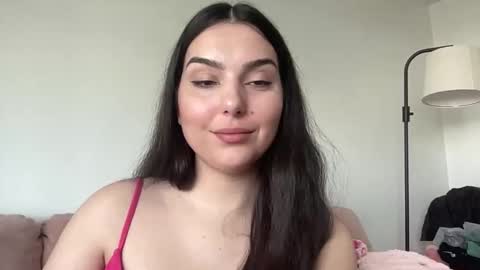 Snapshot of justjessiedirtygirl chatting on February 23, 9:34 pm Jess online show from February 23, 9:34 pm