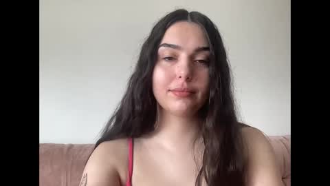 Snapshot of justjessiedirtygirl chatting on April 1, 7:33 pm Jess online show from April 1, 7:33 pm