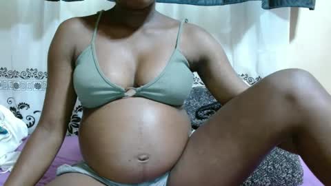 Justlhot online show from January 18, 8:52 am