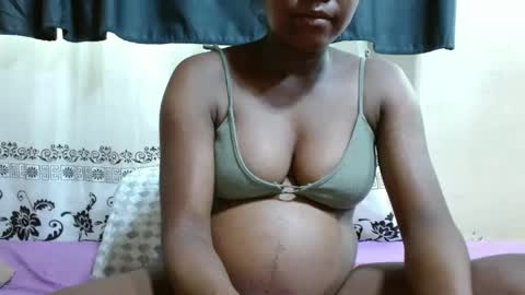 Justlhot online show from February 13, 6:52 am