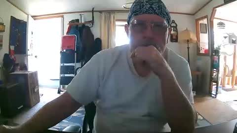 justlustagain online show from April 23, 2:08 pm