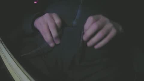 Snapshot of justme39057 chatting on February 13, 5:33 pm Justme39057 online show from February 13, 5:33 pm