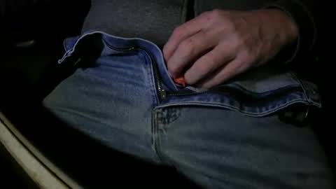 Snapshot of justme39057 chatting on November 17, 7:52 pm Justme39057 online show from November 17, 7:52 pm