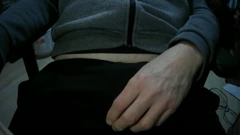 Snapshot of justme39057 chatting on November 25, 4:29 pm Justme39057 online show from November 25, 4:29 pm