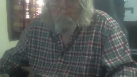 justmeohio online show from November 17, 6:46 pm