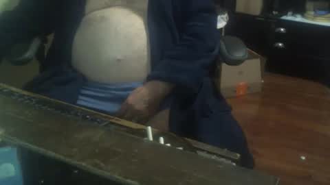 justmeohio online show from December 16, 2:27 am