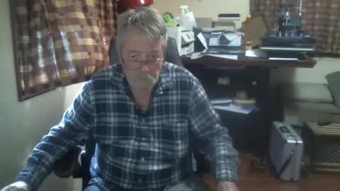 justmeohio online show from March 26, 9:09 pm