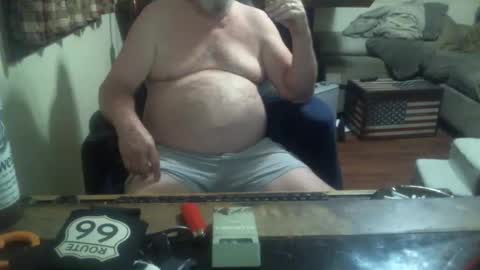 justmeohio online show from May 18, 2:51 am